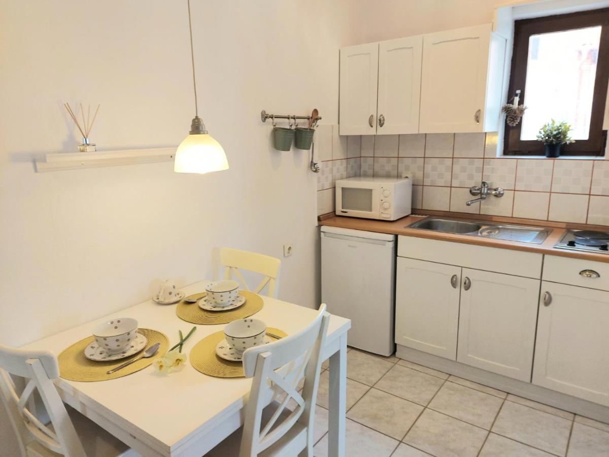 Apartmani Seaview Ljubač エクステリア 写真