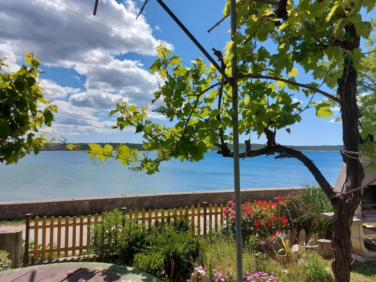 Apartmani Seaview Ljubač エクステリア 写真